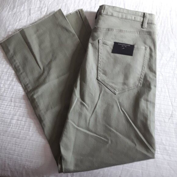 NWT Risen Los Angles Sage Regular Capri Size 32/15 - Picture 5 of 6